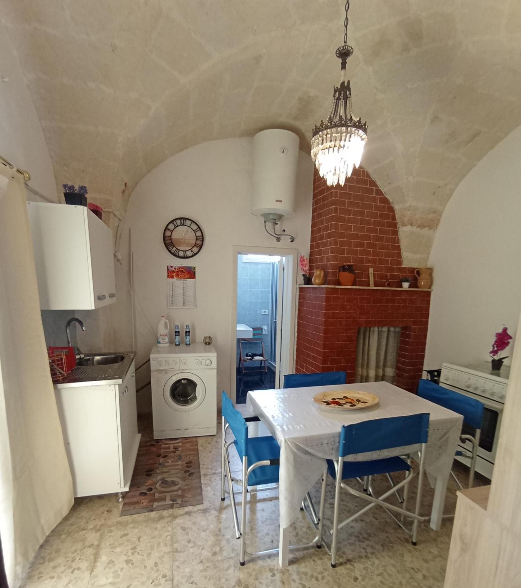 Casa Vacanza Nonna Emma Βίλα Lizzano  Εξωτερικό φωτογραφία
